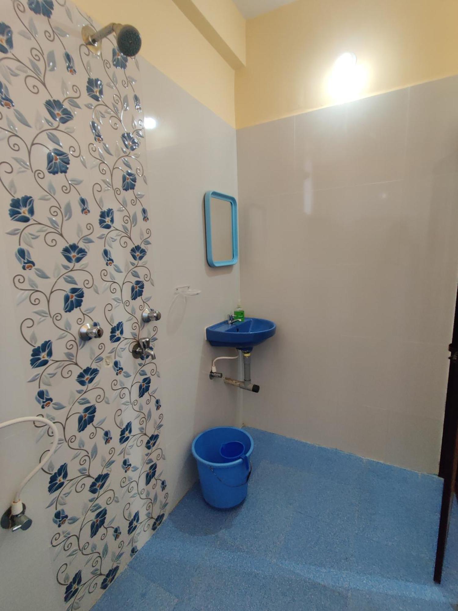 Shree Hari Guest house *